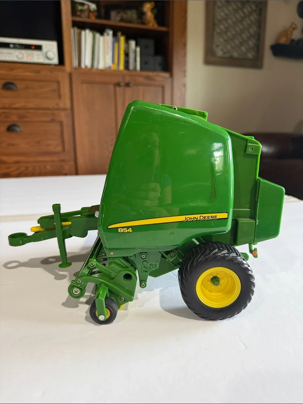 John Deere Green and Yellow 854 Toy Round Baler
